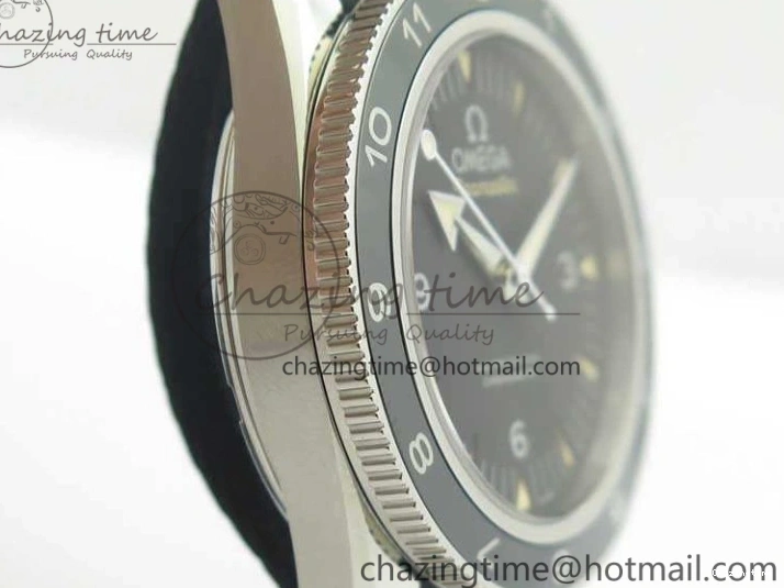 1226 EasyCare Seamaster 300 “Spectre” Limited Edition VSF 1:1 Best Edition On “007” Nato Strap A8400 Super Clone 8075